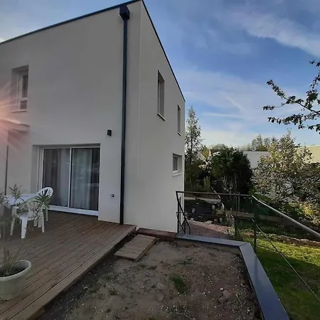 Maison Neuve Equipee
